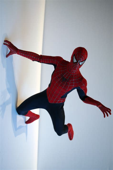 Tales To Astonish Review Hot Toys Spider Man