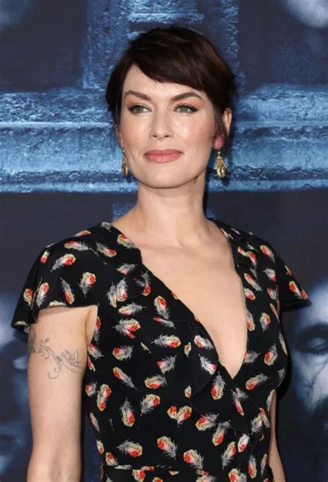 Lena Headey Hot And Sexy Bikini Pictures Woophy