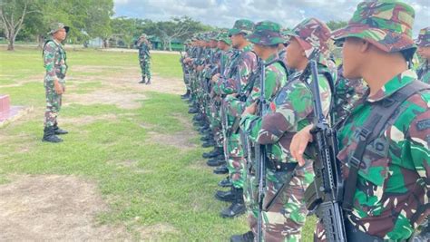 Pasukan Raider Kostrad Bersiap Hadapi Ancaman Teror OPM Di Gunung Hutan