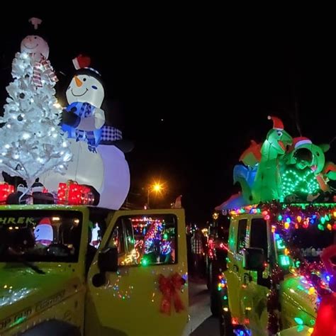 Gatlinburg Christmas Parade » Great Smoky Mountain Jeep® Club Invasion