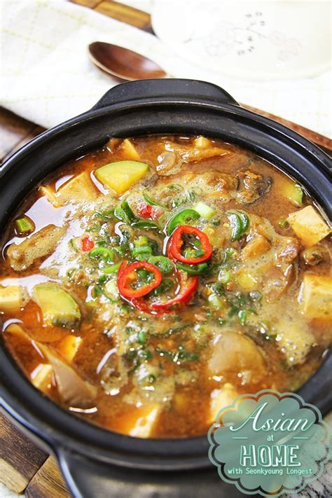 Doenjang Jjigae : Korean Fermented Soybean Paste Soup | Jessica Leong ...