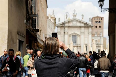 Florencia Y Jap N Protegen Sus Sitios M S Emblem Ticos Del Turismo