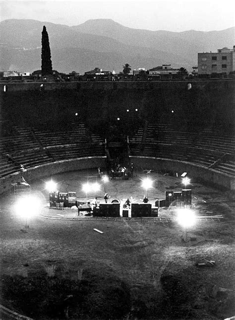 head medicine: Pink Floyd - Live at Pompeii (1971)