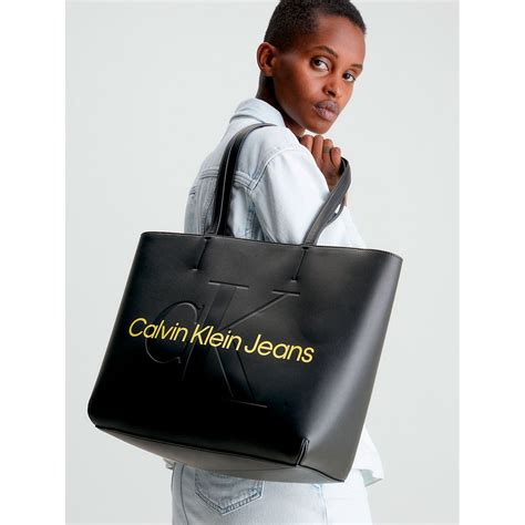 Calvin Klein Jeans Bolso Shopper Sculpted Mono Negro Dressinn