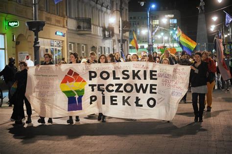 Łodzianie w marszu równości i przeciw dyskryminacji osób LGBT Walka o