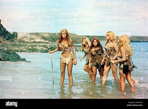 ONE MILLION YEARS BC RAQUEL WELCH OMY 013 Stock Photo - Alamy