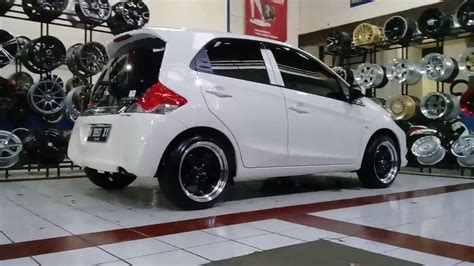 Honda Brio Modifikasi Velg Brisket Youtube