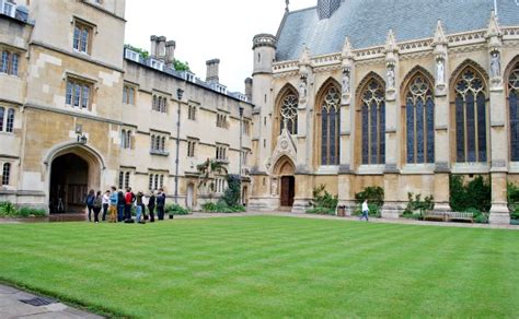 Visiting Oxford University Colleges - Fees & Features | Free-City-Guides.com