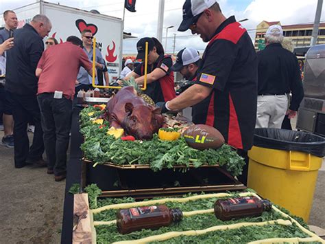 Guy Fieri Hosted Texas Sized Players Tailgate Abc Houston