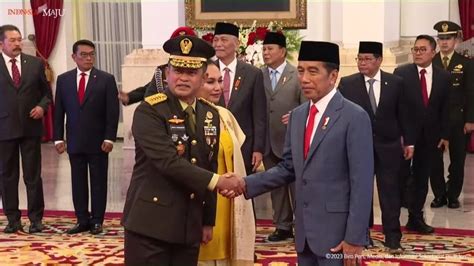 Maruli Simanjuntak Resmi Jadi Kasad Setelah Dilantik Presiden Jokowi