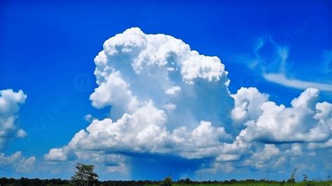 White Cloud Sitting Under A Blue Sky Background, Cumulonimbus And Blue ...