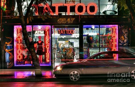 Pin By 𝐦𝐚𝐝𝐢𝐬𝐲𝐧 On Tattoo Shops All Over The World Tattoo Studio