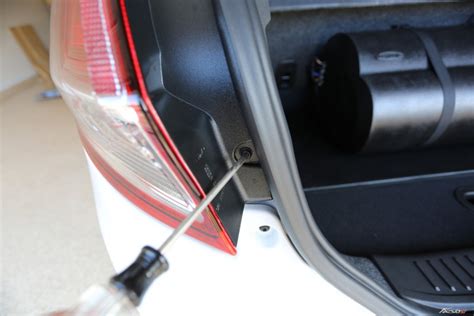 How To Change A Brake Light On Ford Fiesta Homeminimalisite