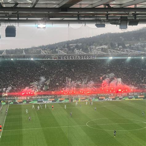 Rapid Ultras Pr Sentierten Geklaute Choreo Der Jungen Legion