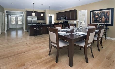 Light Wood Floors And Dark Furniture – Flooring Ideas