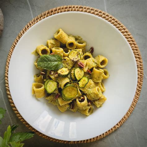 Pasta Con Crema Di Ceci E Zucchine Low Fodmap Una Ricetta Vegetale