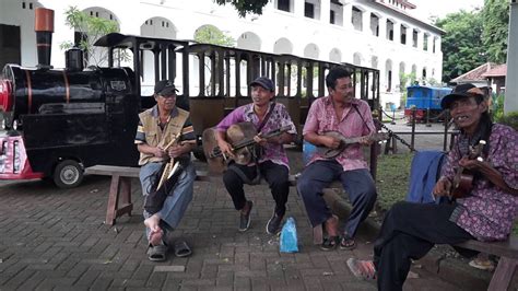 Stasiun Balapan Didi Kempot Cover Band Lawang Sewu Semarang Joss Youtube