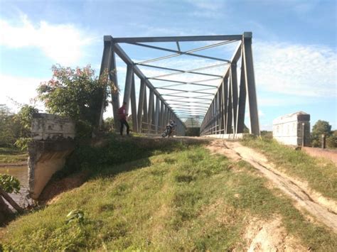 Sudah Satu Tahun Jembatan Desa Pauh Muratara Rusak Akibat Longsor