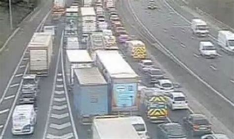 M60 Traffic Long Delays On Motorway After Crash In Stockport Uk