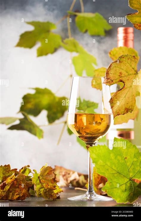 Traubensaft Wein Stockfotos Und Bilder Kaufen Alamy