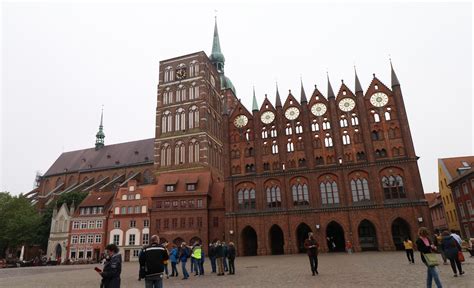 Das Rathaus Der Hansestadt Stralsund Foto And Bild Architektur Motive