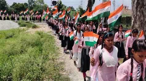 Tricolor Started Waving At Every House Amrit Festival Was Celebrated