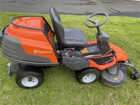 HUSQVARNA RIDER R418TS AWD Ride On Mower Lawn Tractor 112cm Mulching