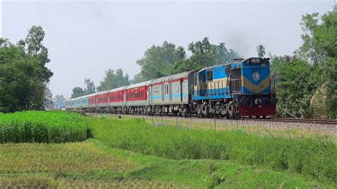 Mitali Express Train New Jalpaiguri To Dhaka International Passenger