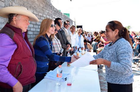 Gobierno de Michoacán da certeza patrimonial a 234 familias de Tarímbaro