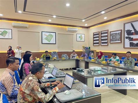 InfoPublik Pemprov Kalsel Selenggarakan Rakor Tim Juri Satu Wasaka