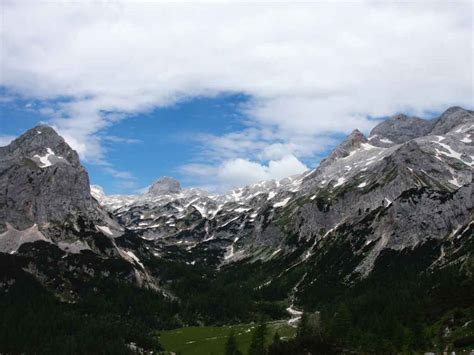 Winter in Slovenia: Unlocking the Best of Thrilling Winter Adventures ...