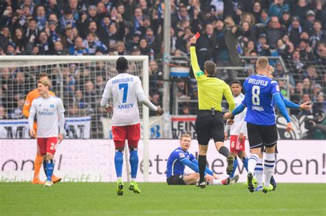 0 2 Der Hsv Verliert In Bielefeld