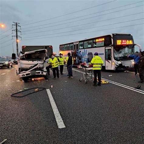 五楊高架貨車失控撞國光號 肇事駕駛命危7乘客驚魂 社會 中時