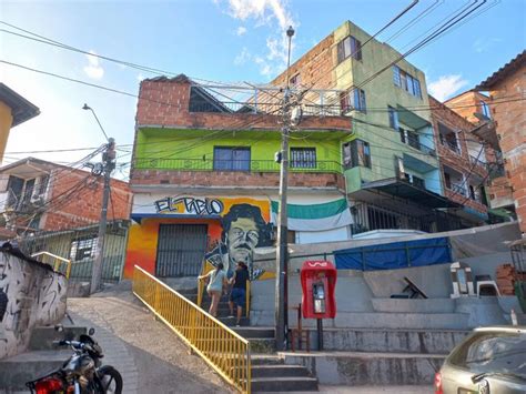 Barrio Pablo Escobar El Basural Que Hoy Es Un Jard N De Infantes