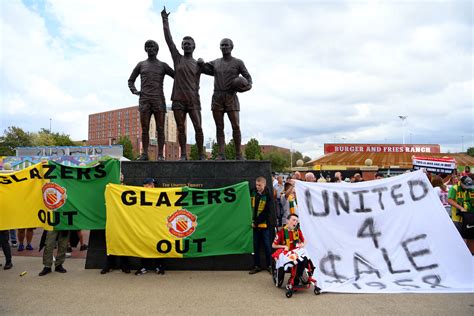 Glazer family put $10bn valuation on Manchester United