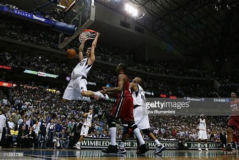 Dirk Nowitzki Dunk Photos and Premium High Res Pictures - Getty Images