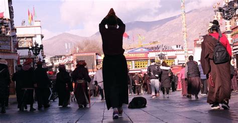 7 Must-Visit Monasteries in Tibet – Tibet Group Tour