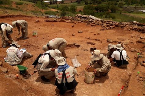 PERÚ Reinician trabajos de excavación en zona arqueológica monumental