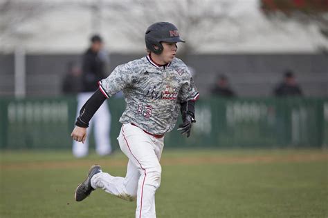 Niu Baseball Huskies At Uic Preview Shaw Local