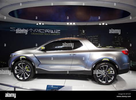 Detroit Michigan The Hyundai Santa Cruz Crossover Truck Concept On Display At The North