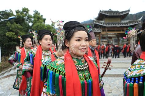 贵州榕江：侗族同胞盛装欢度“记间节” 人民图片网