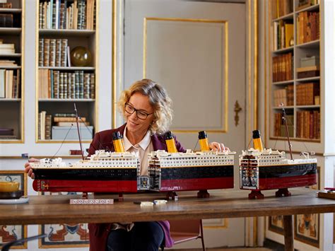 The LEGO Titanic Model Has Over 9000 Bricks