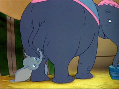 Dumbo Classic Disney Image 4612559 Fanpop