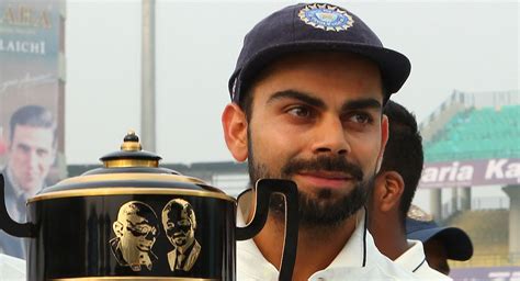 Virat Kohli Resigns जाते जाते धोनी को शुक्रिया कहना नहीं भूले विराट