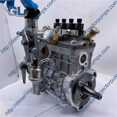 Engines Kubota V3300 Injection Pump Customized V3300 Diesel Fuel Injector Pump