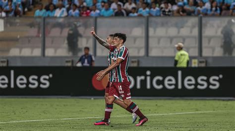 Na Reestreia De Marcelo Cano Faz 2 E Comanda Virada Do Fluminense