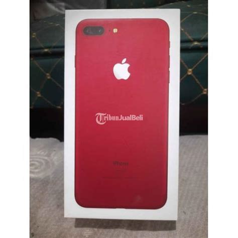 HP IPhone 8 Plus 64 GB Bekas Fullset Warna Merah Siap Pakai Harga Nego