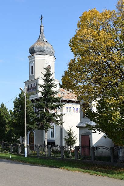 Biserica Nașterea Maicii DomnuluiDJ280 Brătulești 707466