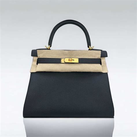 Hermès Kelly Bag Price Guide 2025: What Experts Won’t Tell You About