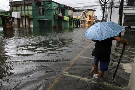 La Tormenta Sara Causa Fuertes Lluvias En Honduras Y Costa Rica